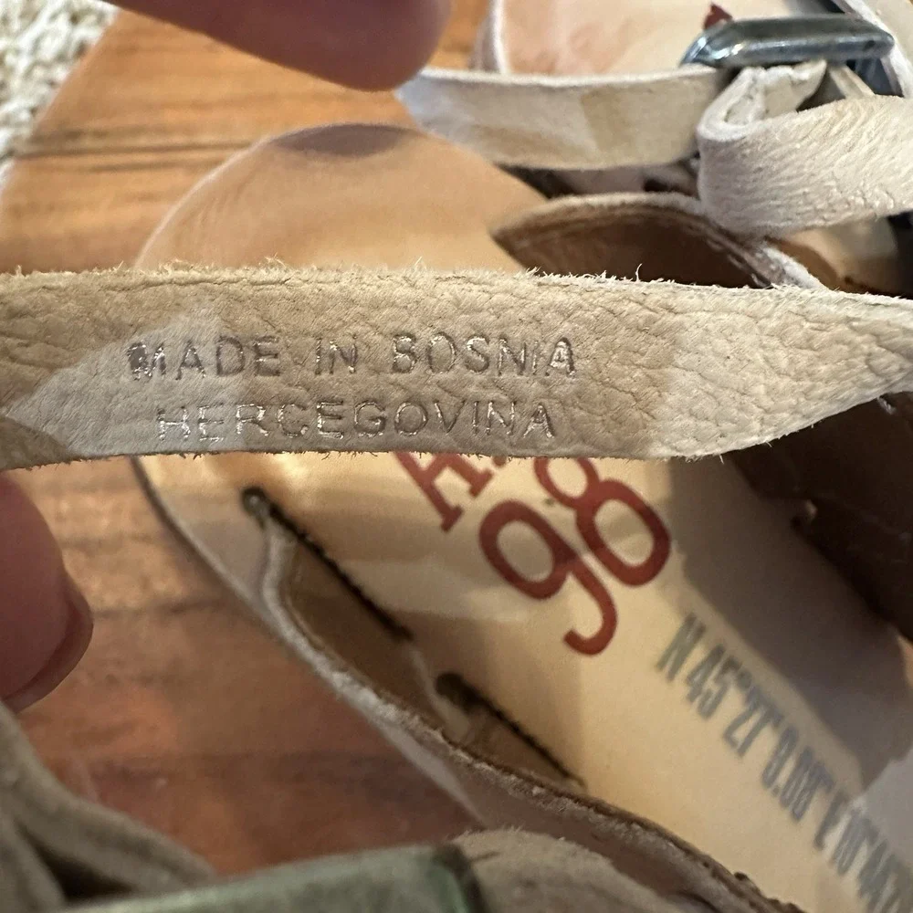 A.S.98 Nasser Wedge Sandals Womens Size 38/US 7.5 Beige Woven Leather AS98